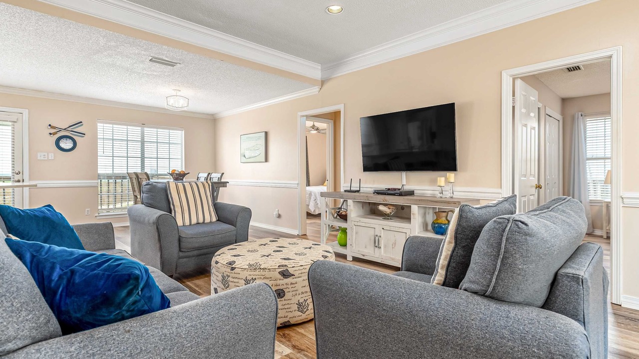 Photo of Livingroom in Silver Cay