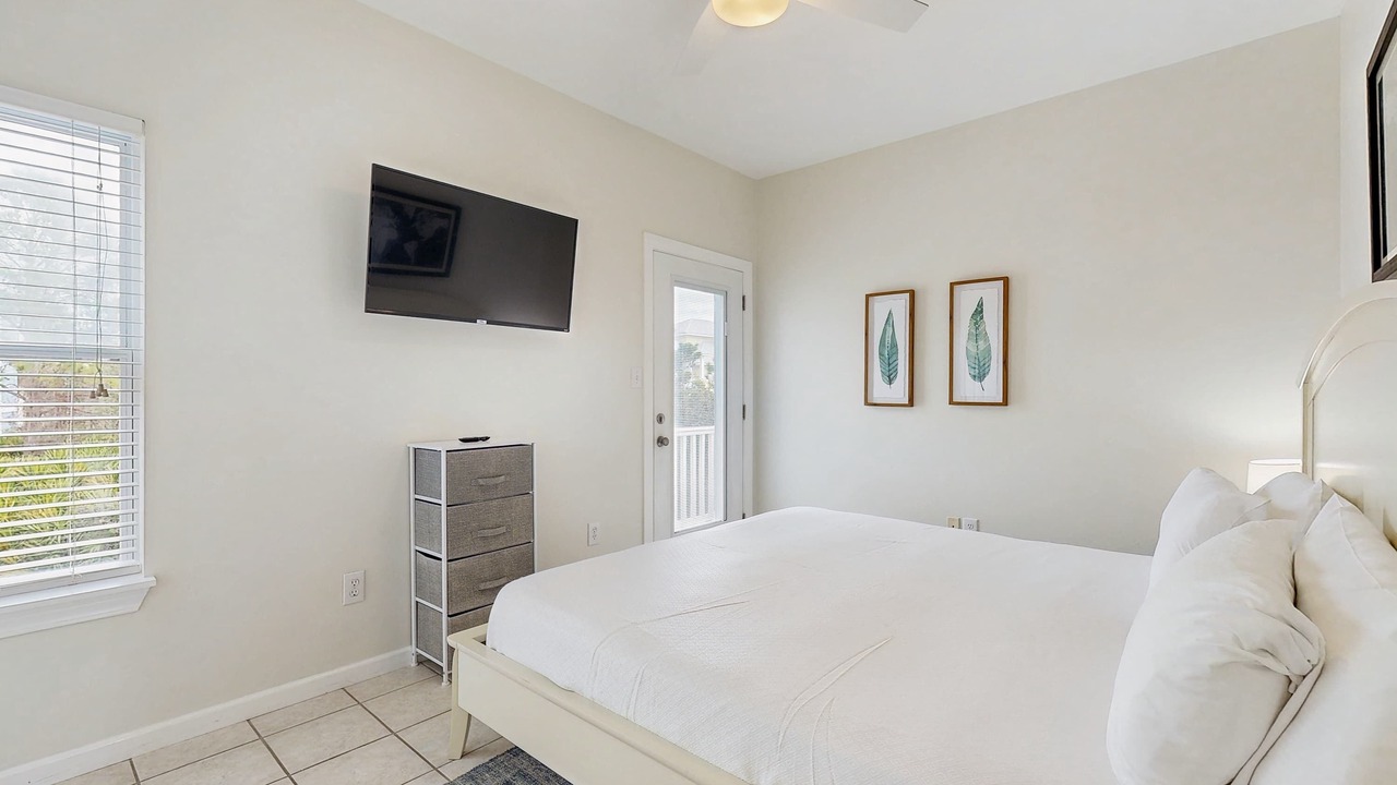 Photo of Bedroom in Surf Side Shores