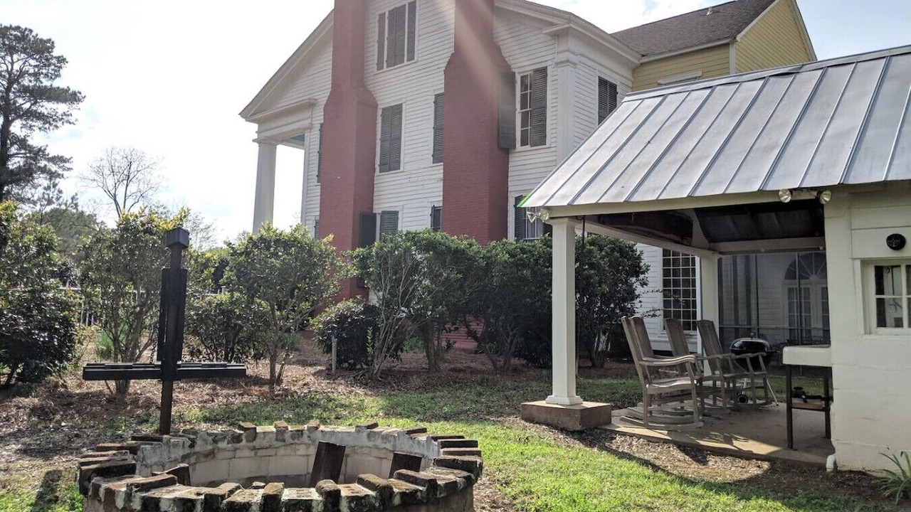 Photo of Outdoor in Clinton