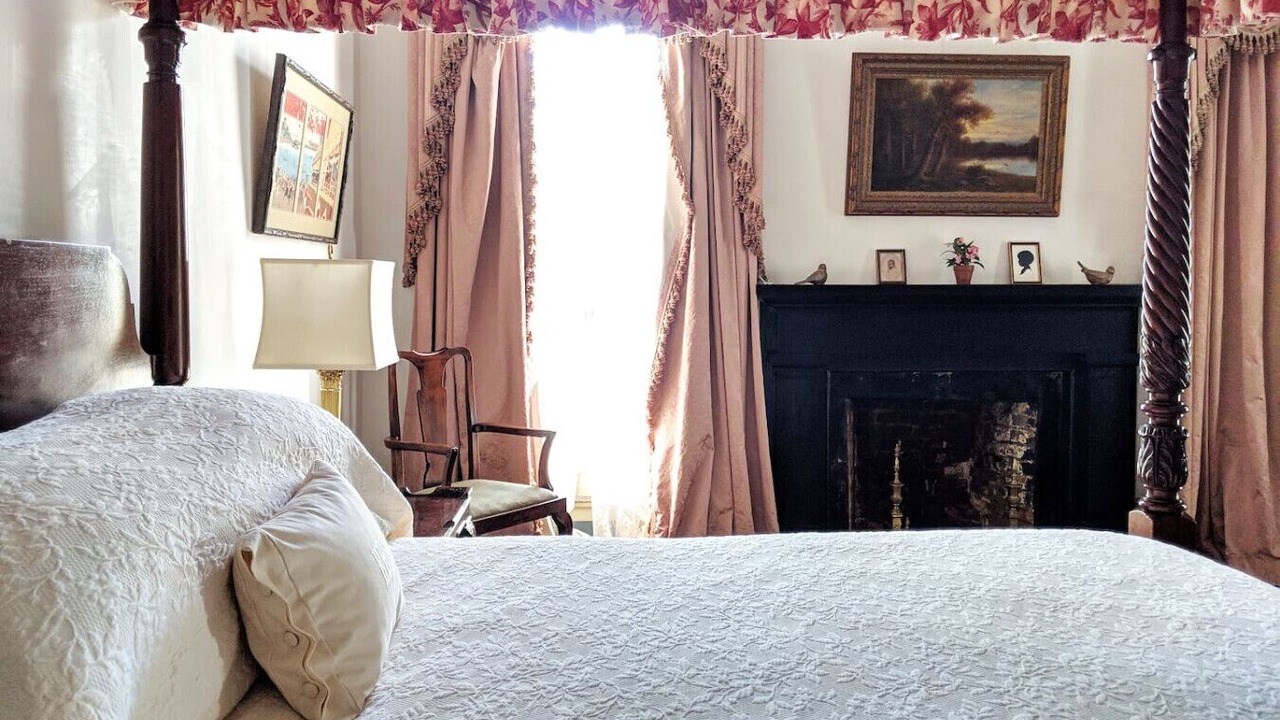 Photo of Bedroom in Clinton
