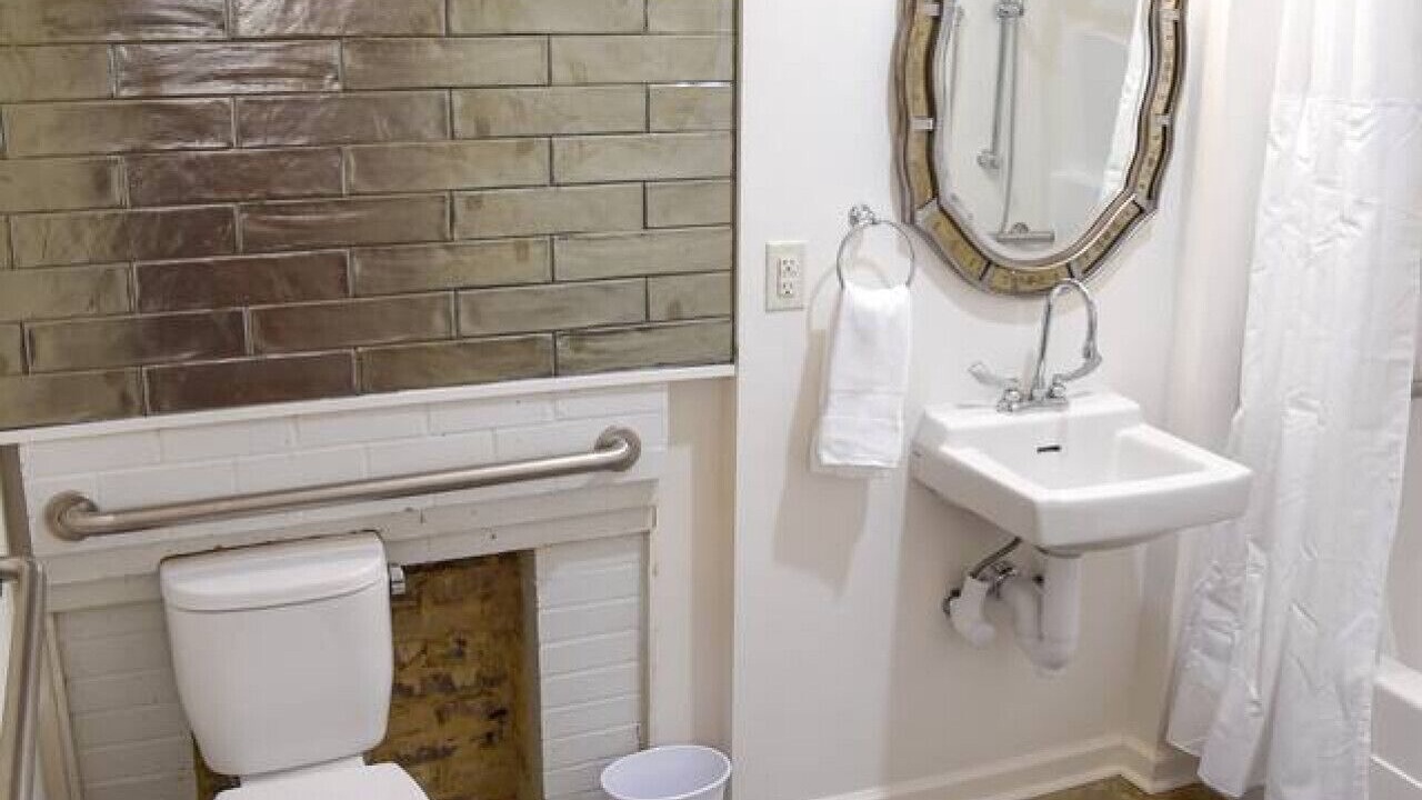 Photo of Bathroom in Tuscaloosa