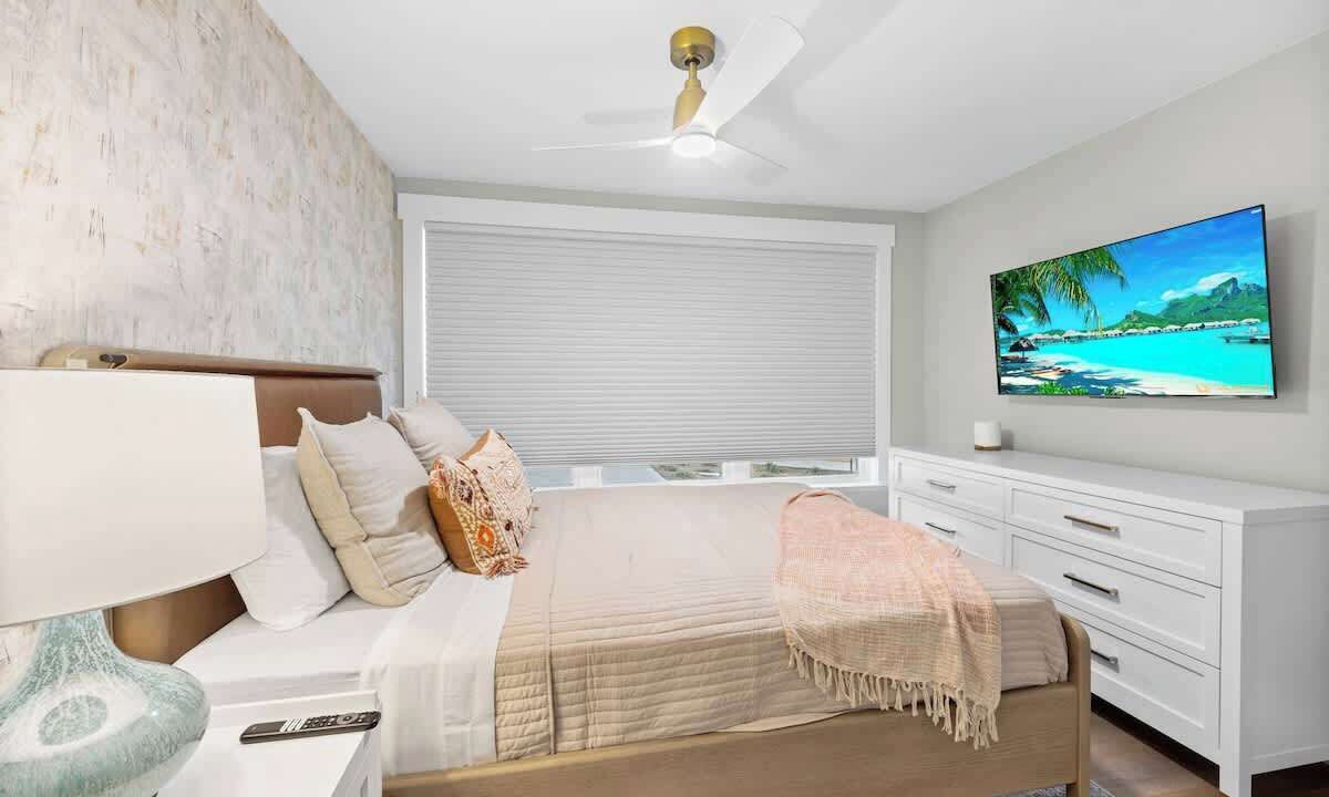 Photo of Bedroom in Northeast Pensacola