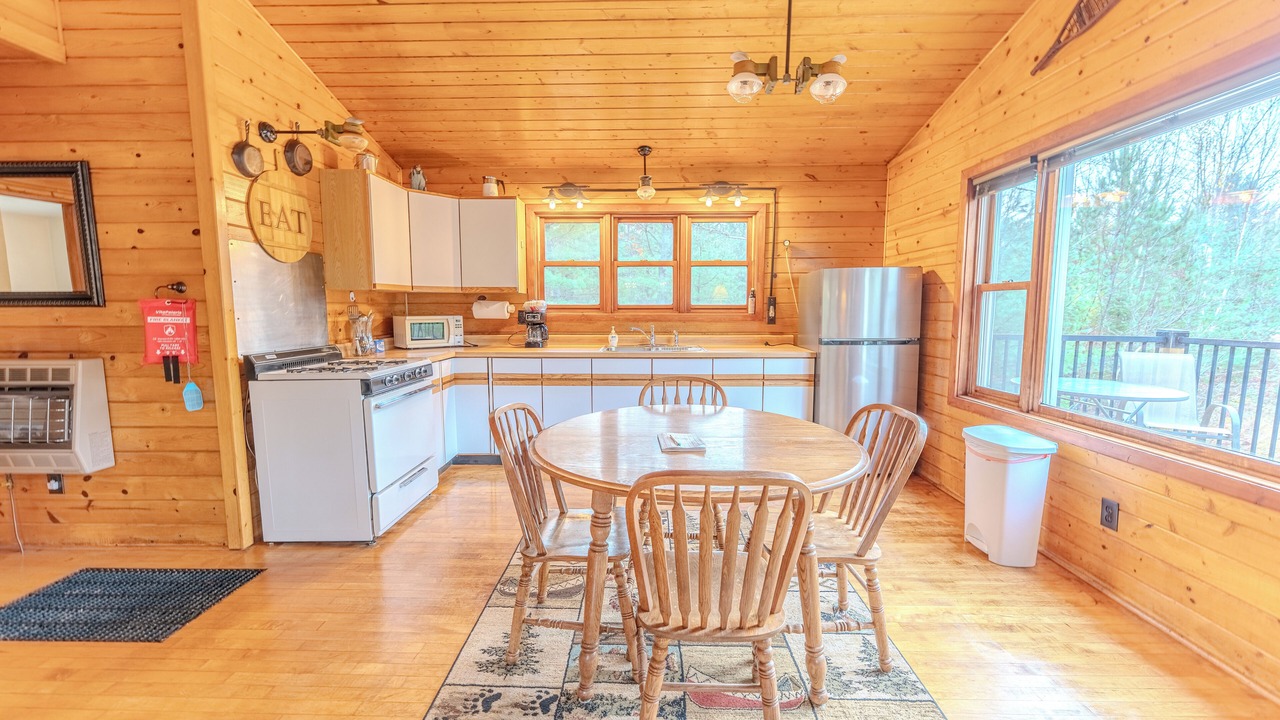Photo of Kitchen in Crystal Falls