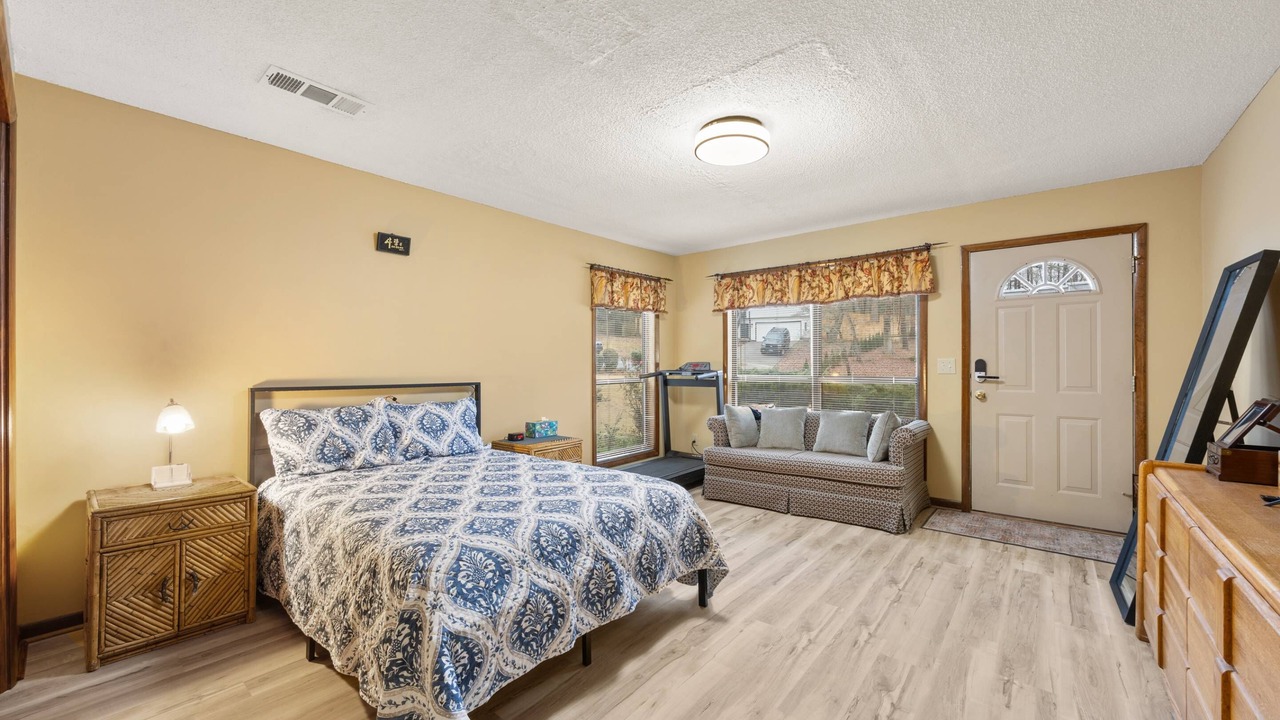 Photo of Bedroom in East Cobb