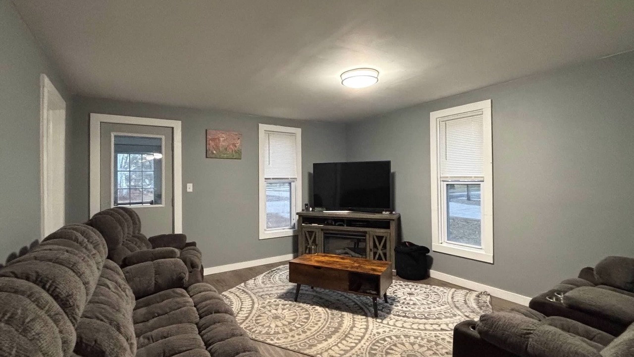 Photo of Livingroom in Lake City