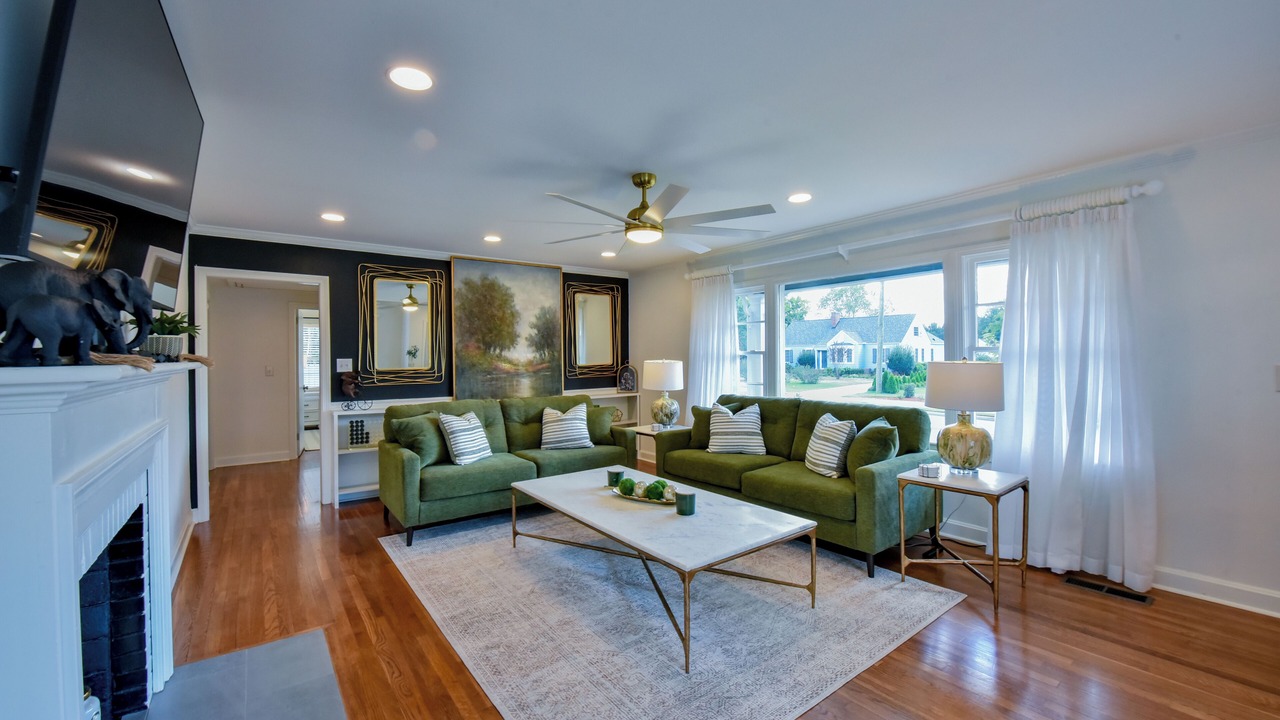 Photo of Livingroom in Tuscaloosa