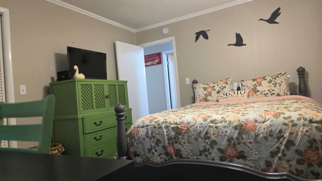 Photo of Bedroom in Abbeville