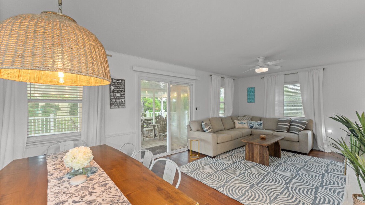 Photo of Patio Balcony in Surf Side Shores