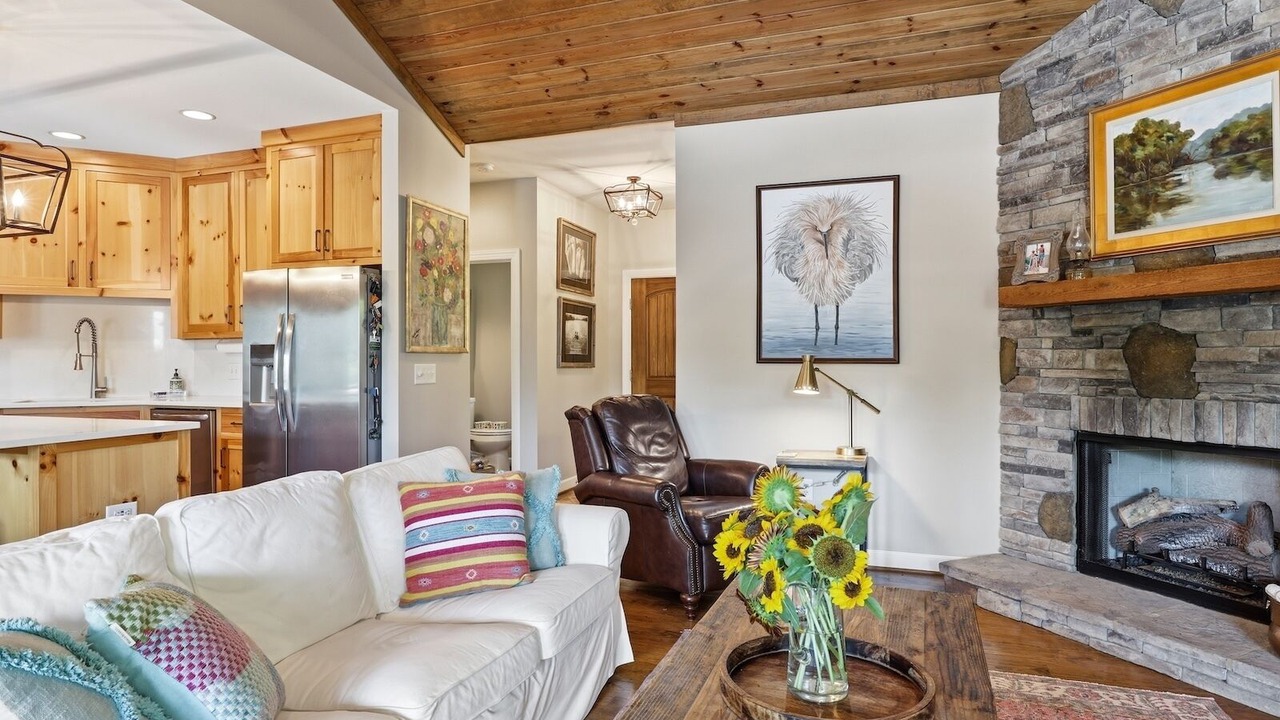Photo of Livingroom in Pleasure Point