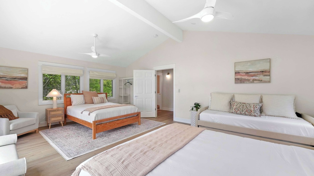 Photo of Bedroom in Empire