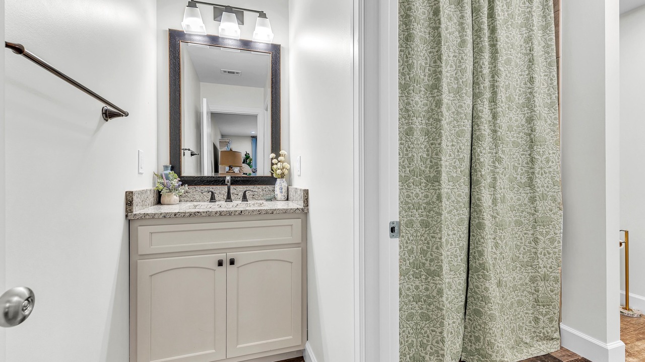 Photo of Bathroom in Dadeville