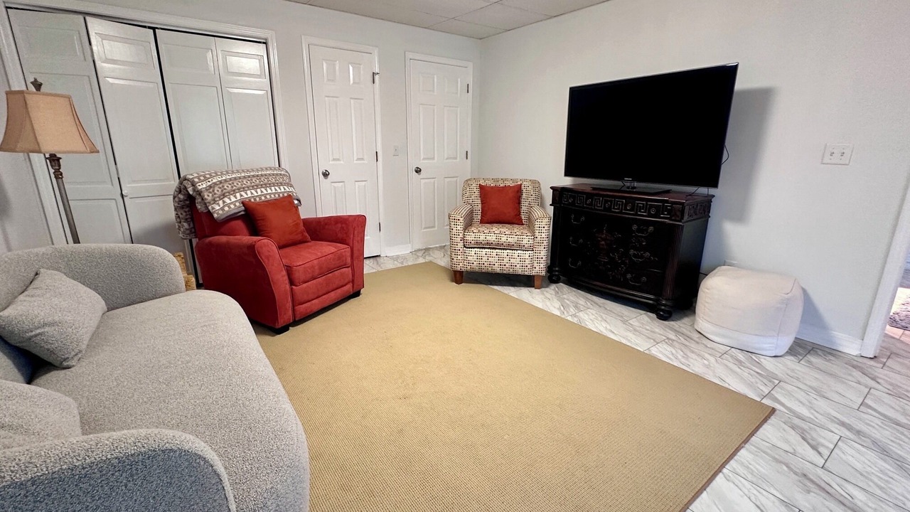 Photo of Livingroom in Muscle Shoals