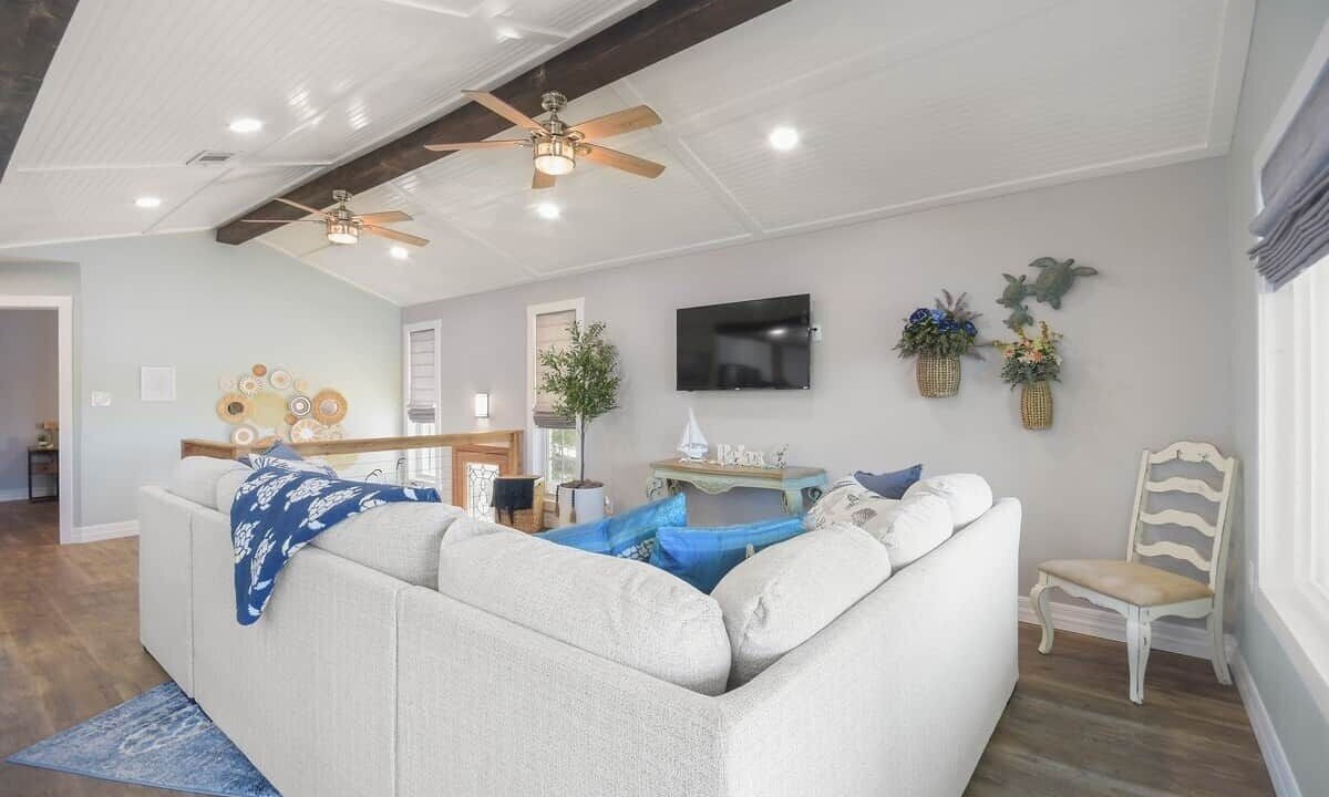 Photo of Livingroom in Florida Panhandle