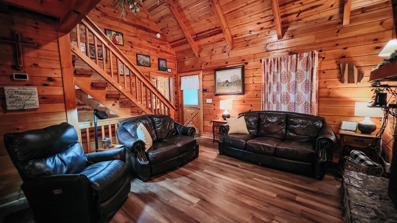 Photo of Livingroom in Pine Mountain
