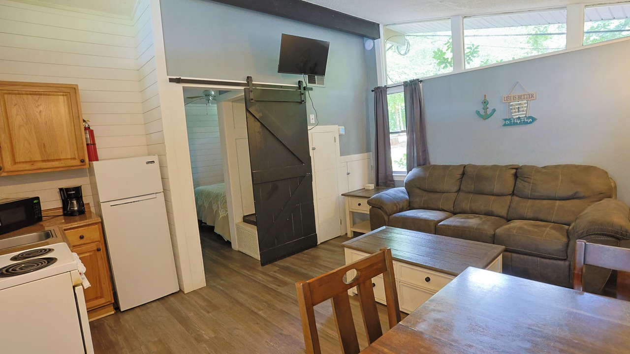Photo of Livingroom in LaGrange