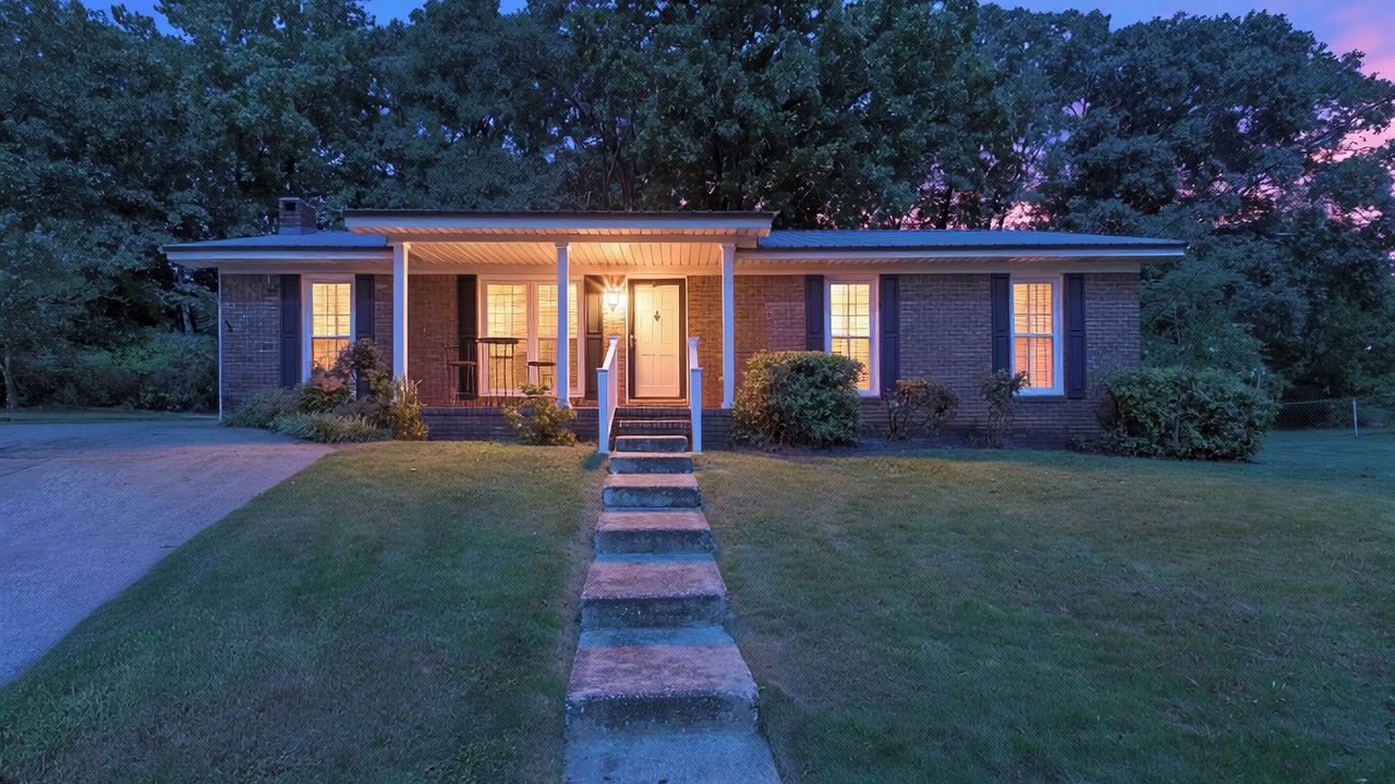 Photo of Outdoor in Northport