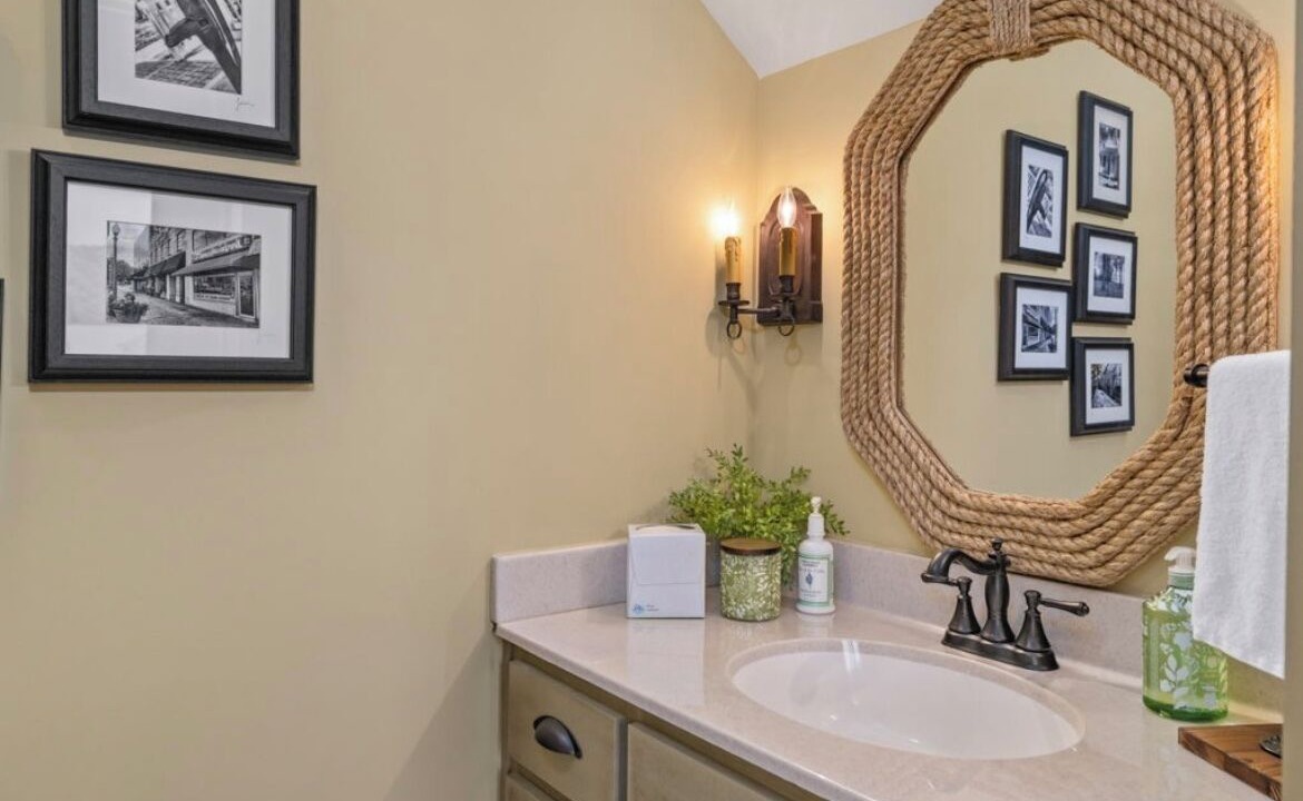 Photo of Bathroom in Killen