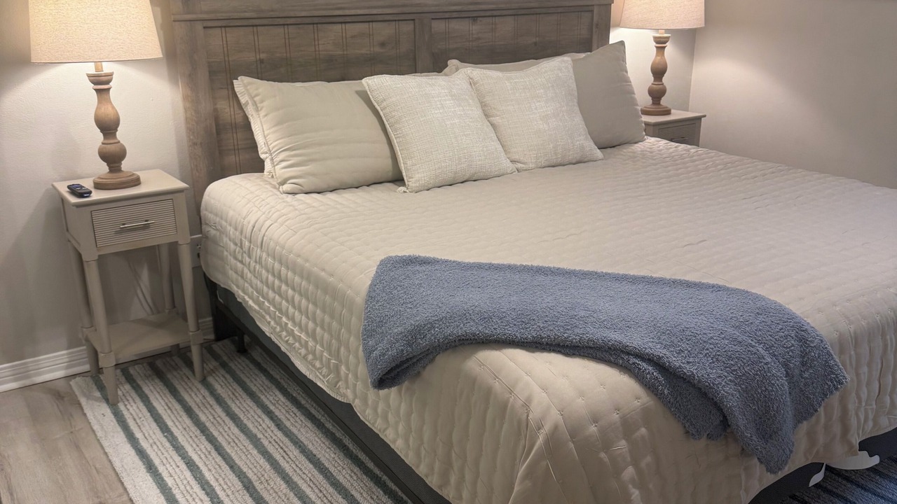 Photo of Bedroom in Grand Bay