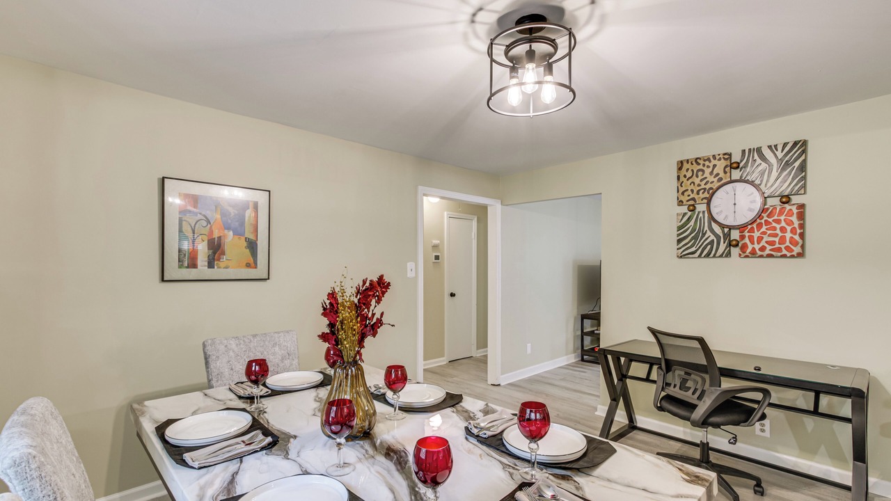 Photo of Livingroom in Decatur