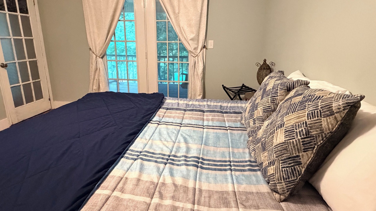 Photo of Bedroom in Russellville