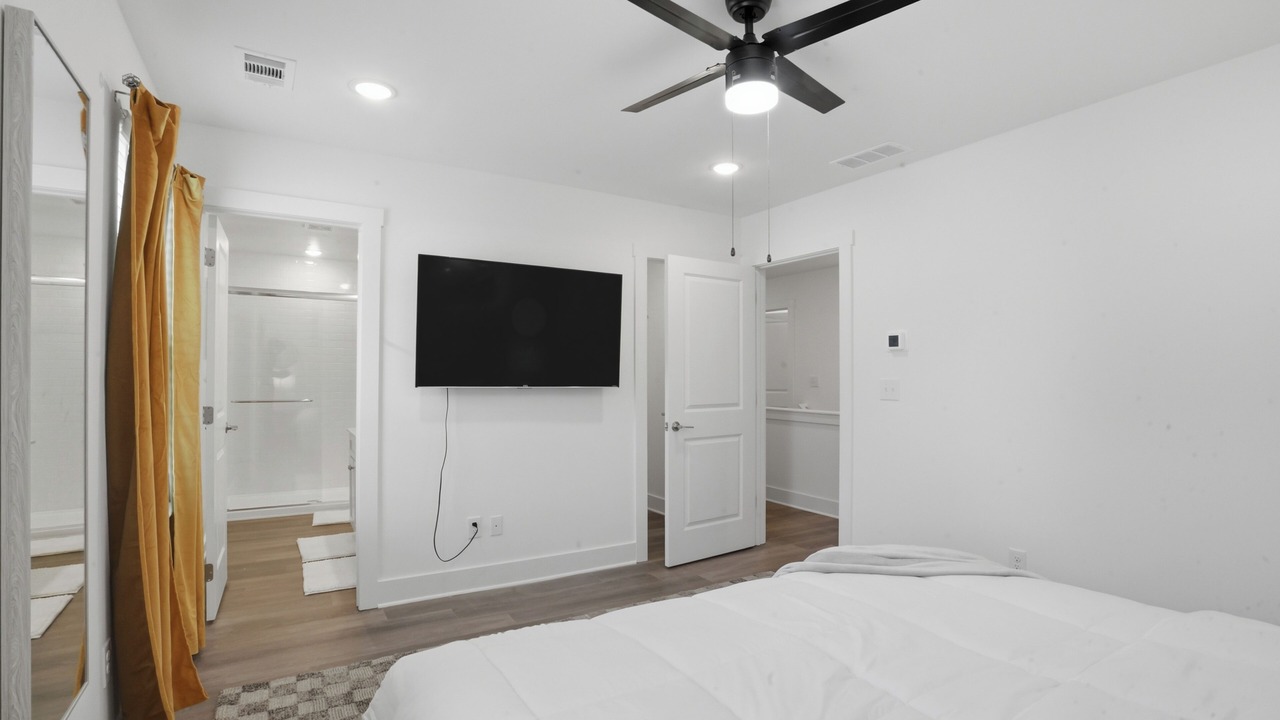 Photo of Bedroom in Cliftondale