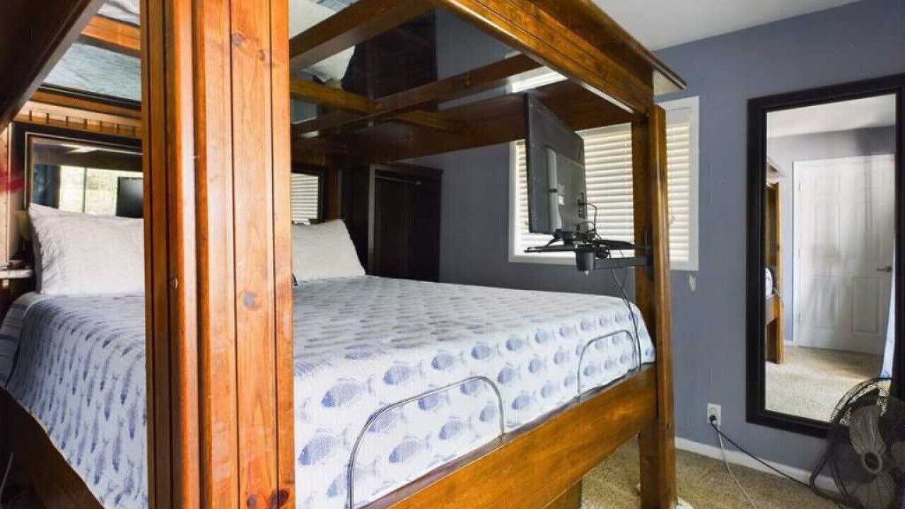 Photo of Bedroom in Killen