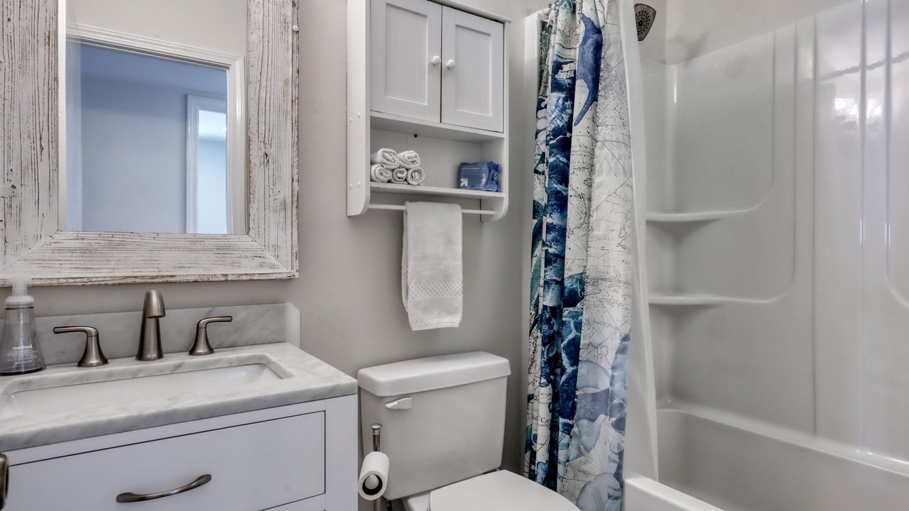 Photo of Bathroom in Orange Beach