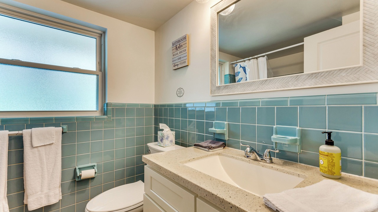 Photo of Bathroom in Ono Island