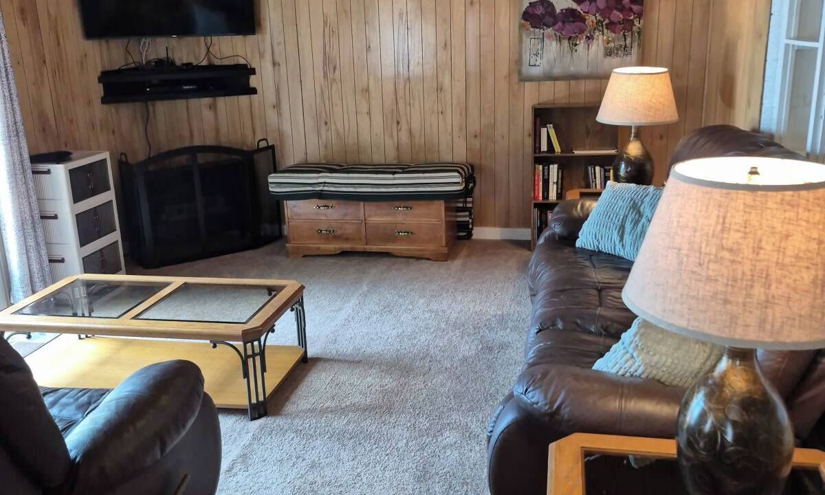 Photo of Livingroom in Northeast Michigan