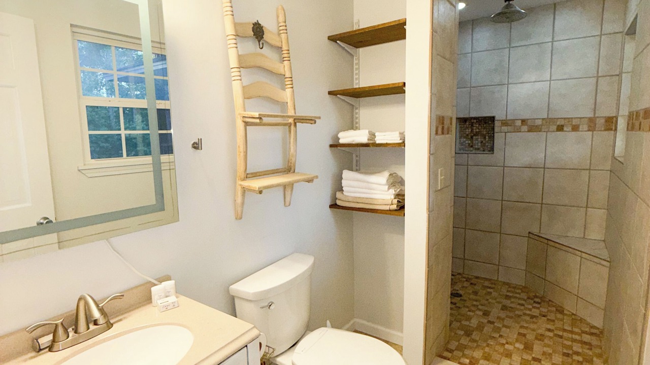 Photo of Bathroom in Clanton