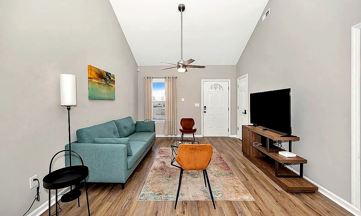 Photo of Livingroom in Huntsville