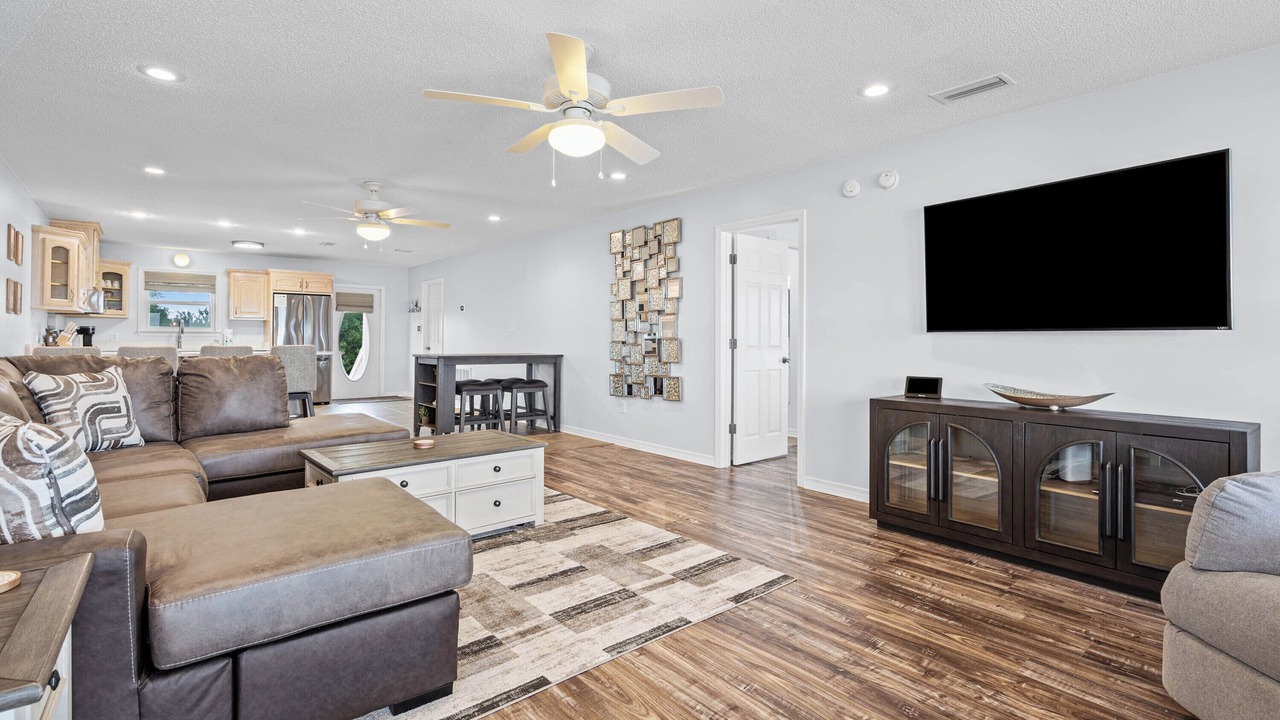 Photo of Livingroom in Royal Lagoons