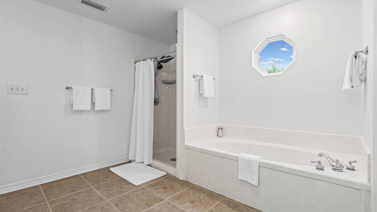 Photo of Bathroom in Royal Lagoons