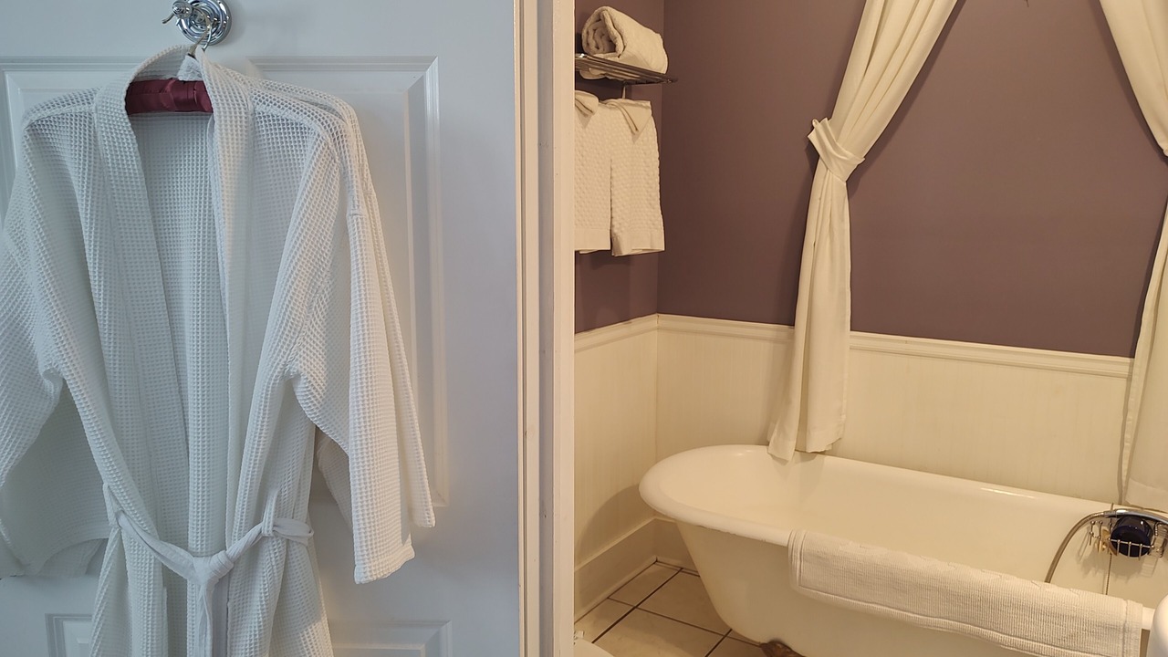 Photo of Bathroom in Cowan