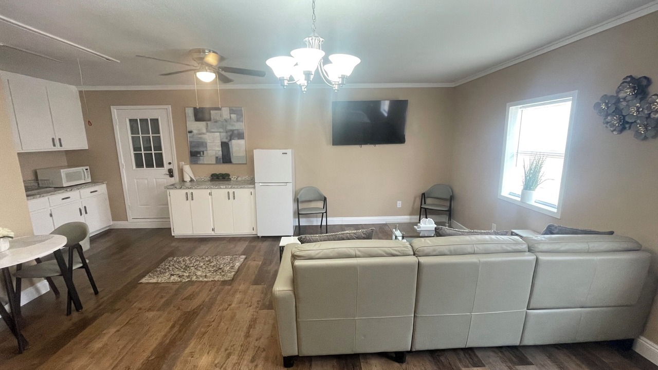 Photo of Livingroom in Marianna