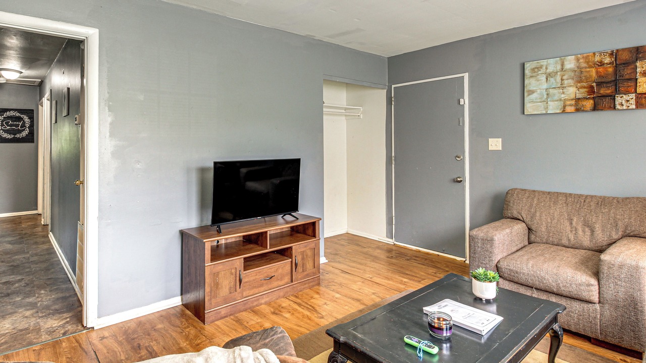 Photo of Livingroom in Decatur