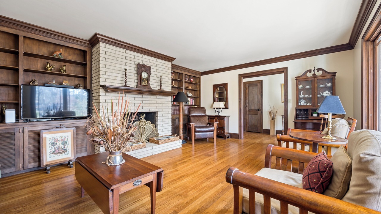 Photo of Livingroom in Town Center
