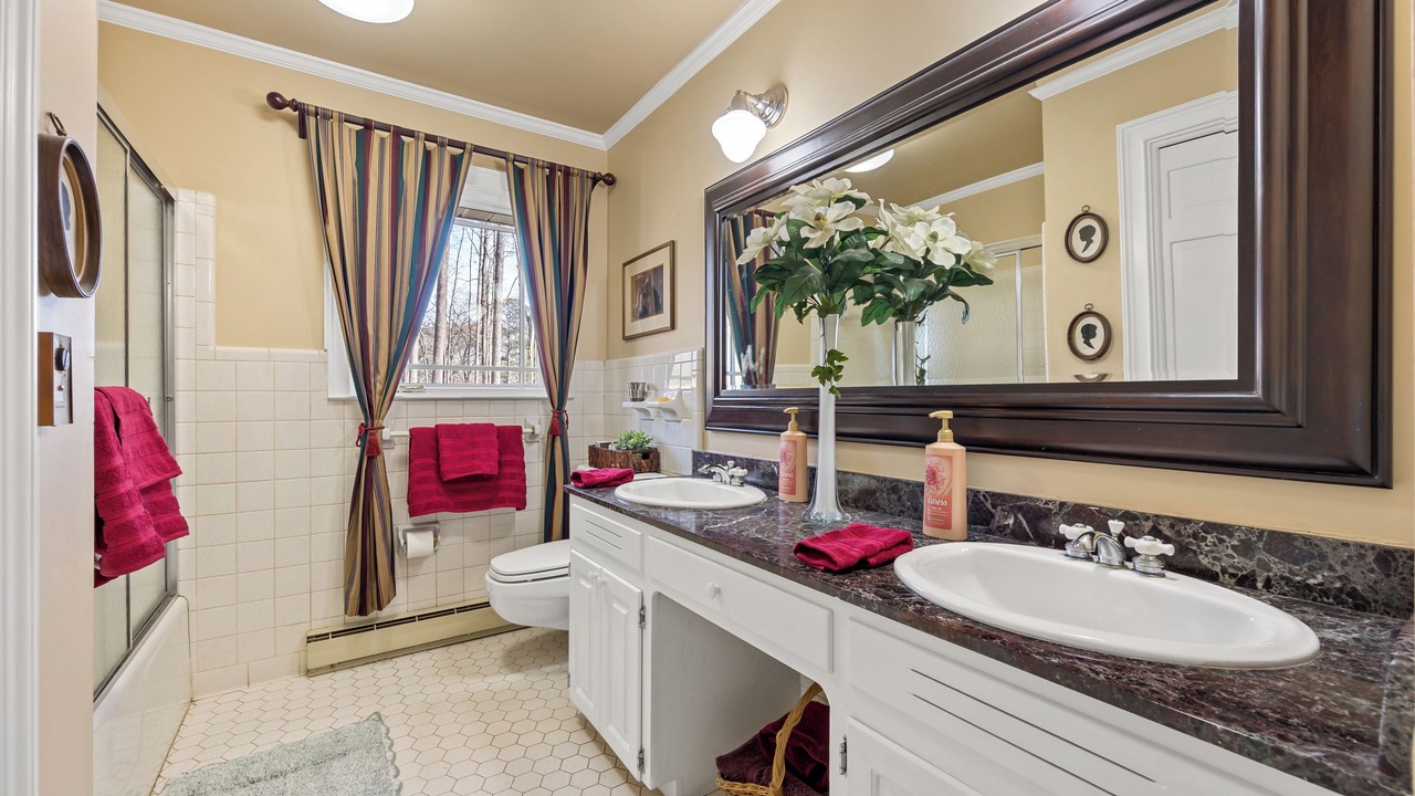 Photo of Bathroom in Town Center