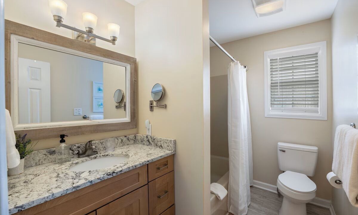 Photo of Bathroom in Southpointe