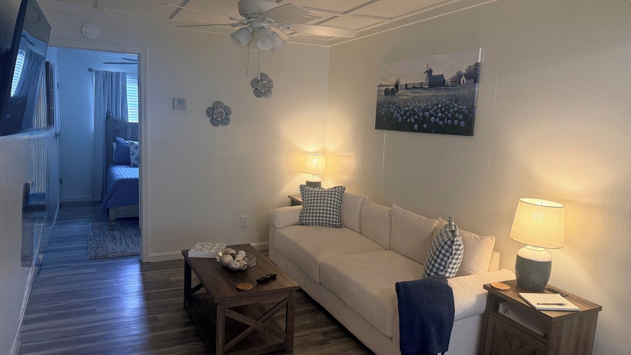 Photo of Livingroom in Grand Bay