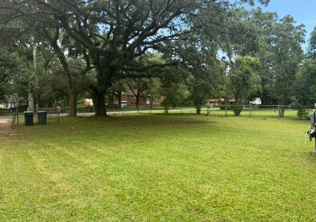 Photo of Outdoor in West Pensacola