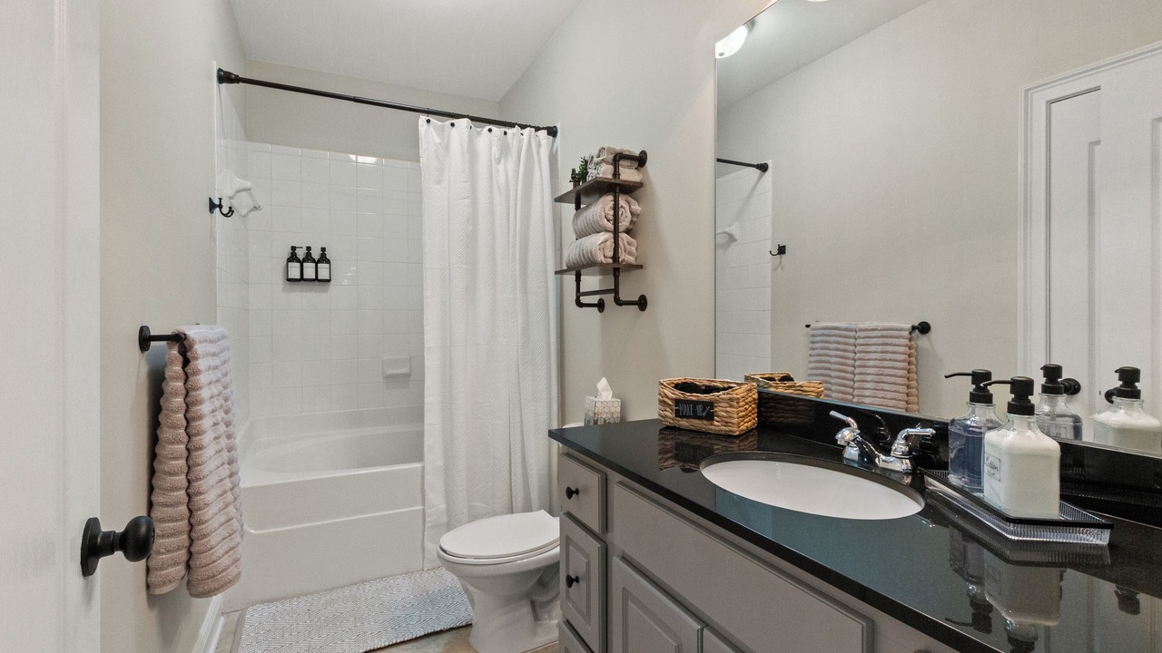 Photo of Bathroom in Tuscaloosa