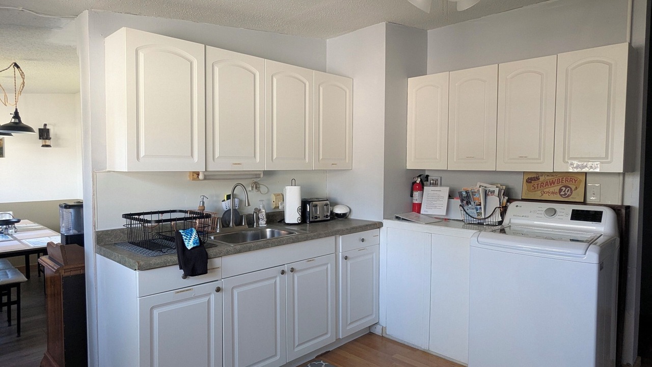 Photo of Kitchen in White Pine