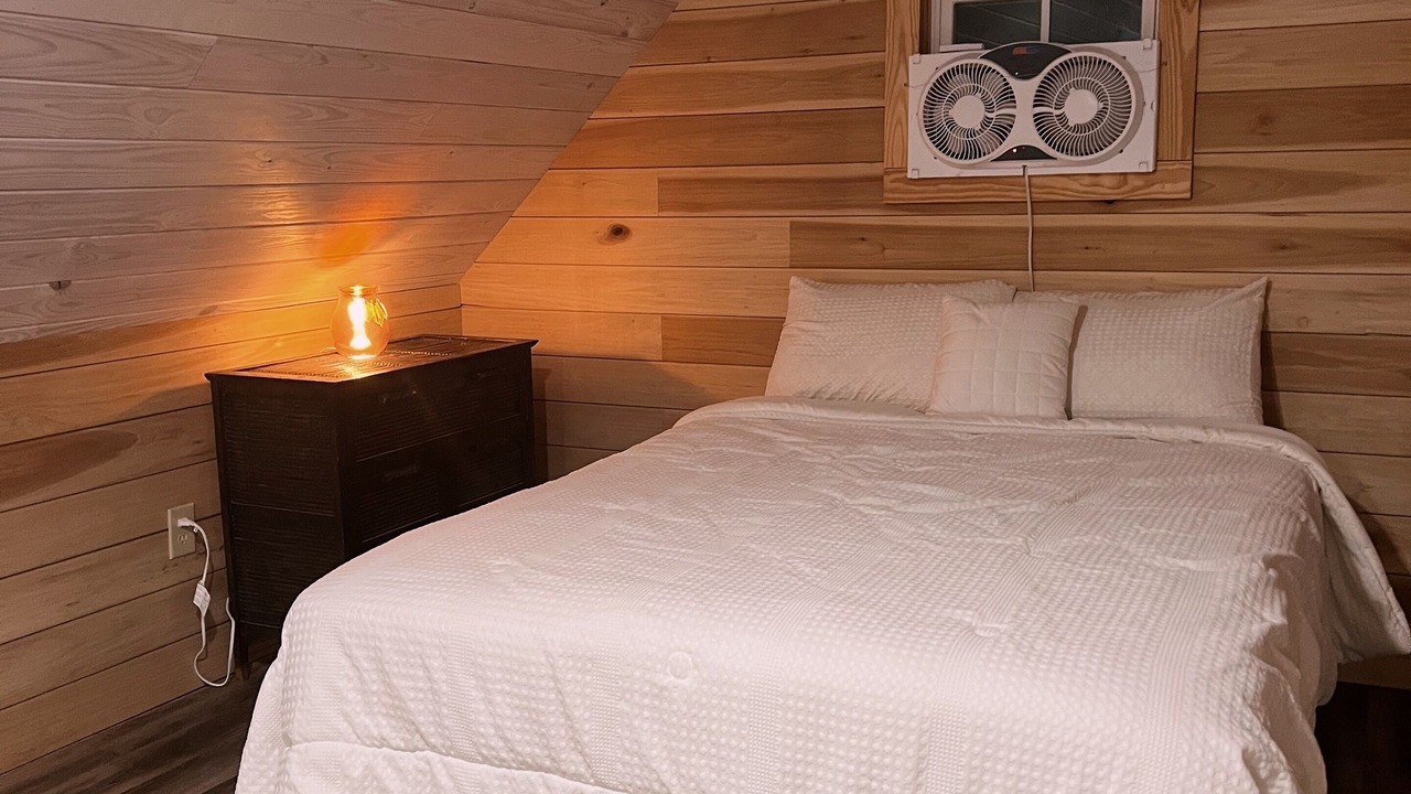 Photo of Bedroom in Crane Hill