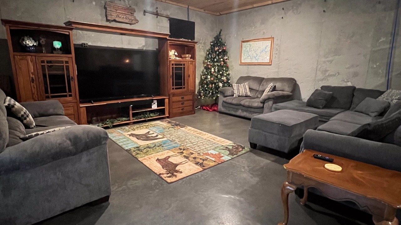 Photo of Livingroom in Crane Hill