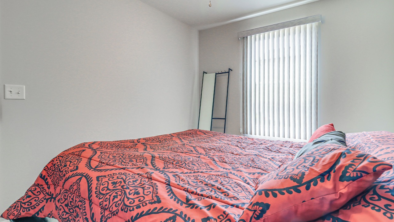 Photo of Bedroom in Romulus