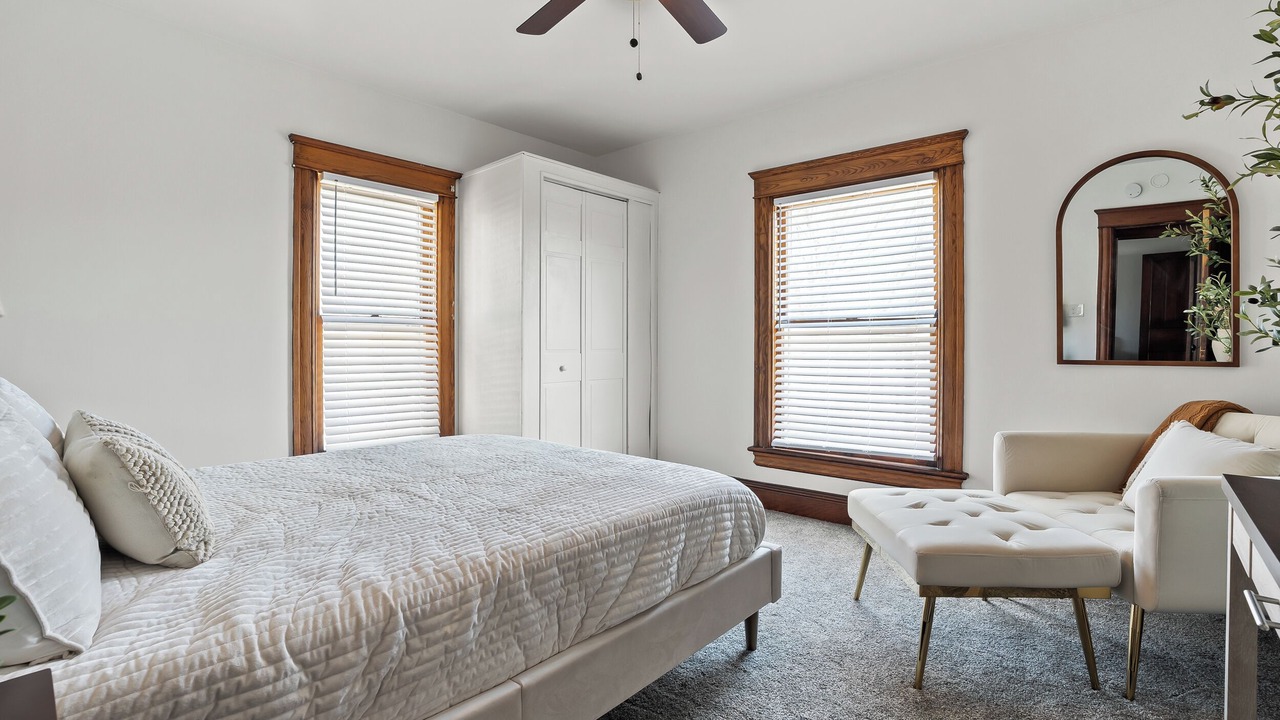 Photo of Bedroom in Battle Creek