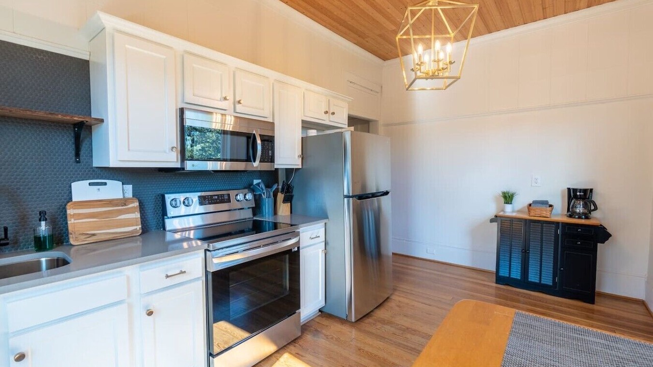 Photo of Kitchen in Crestline Heights
