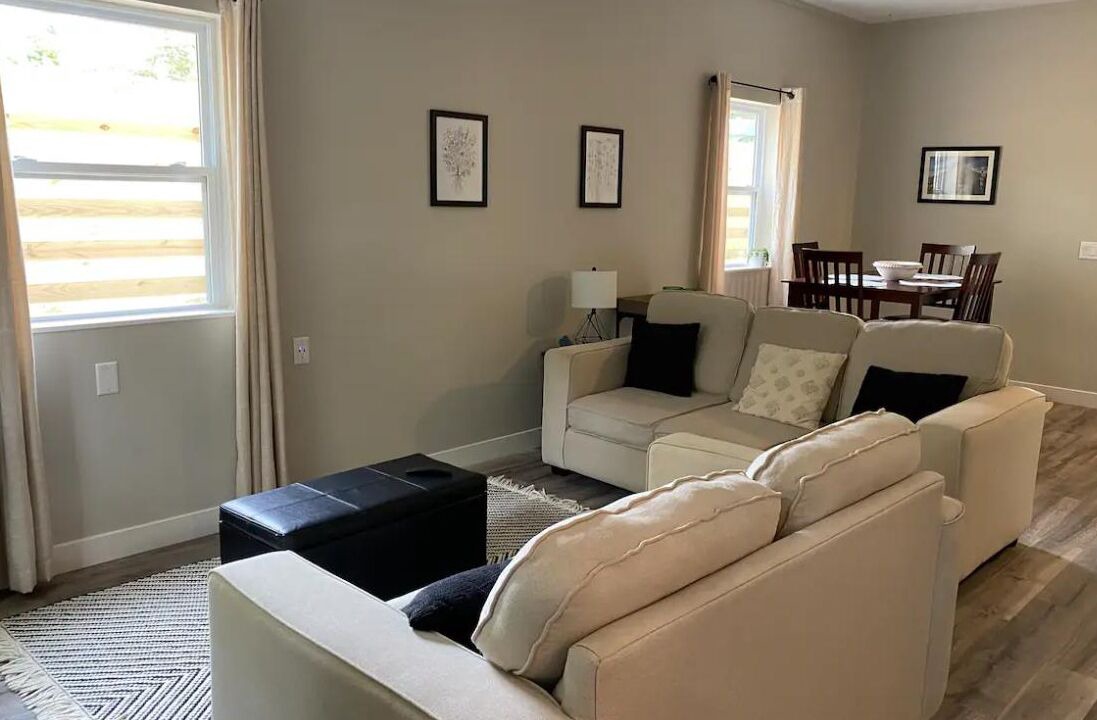 Photo of Livingroom in Acme