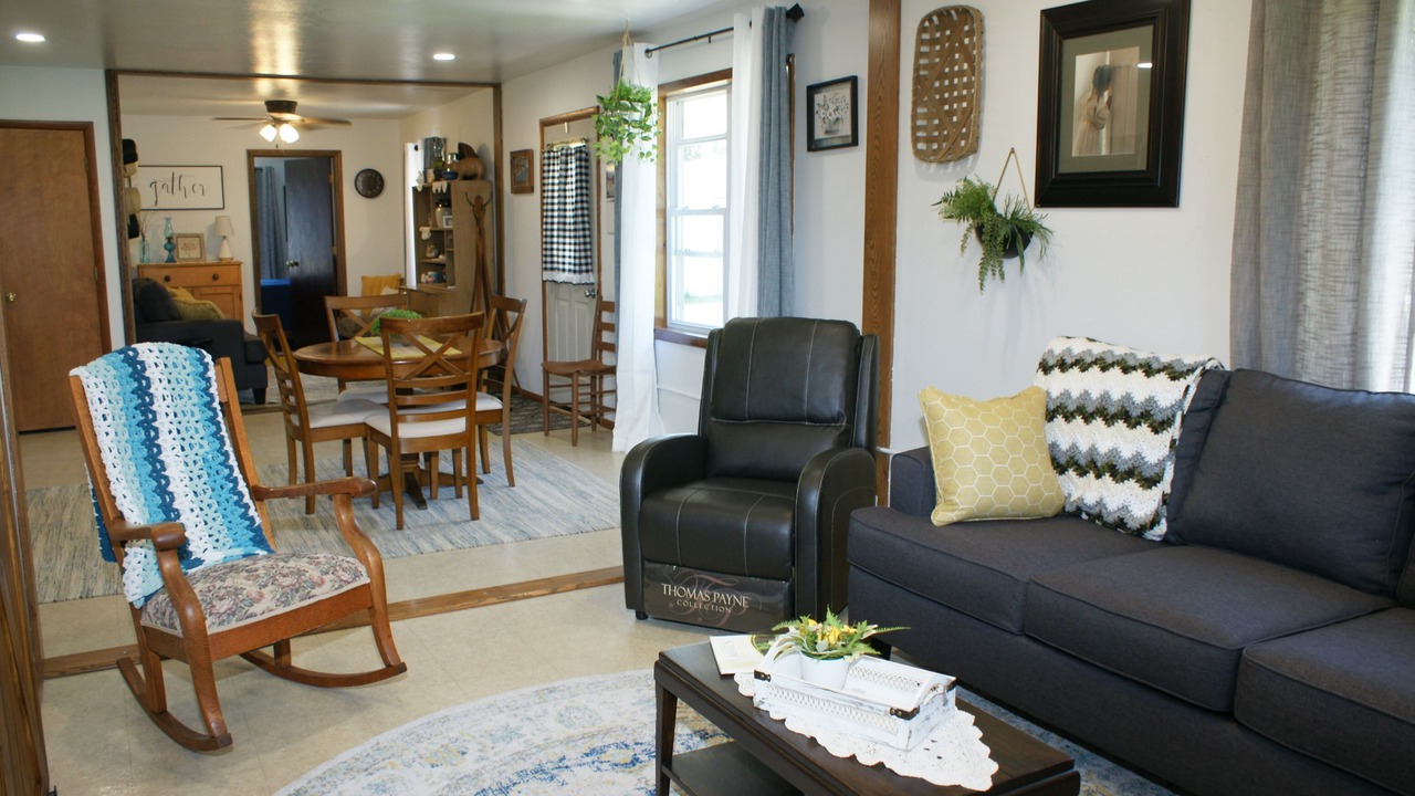 Photo of Livingroom in Middlebury